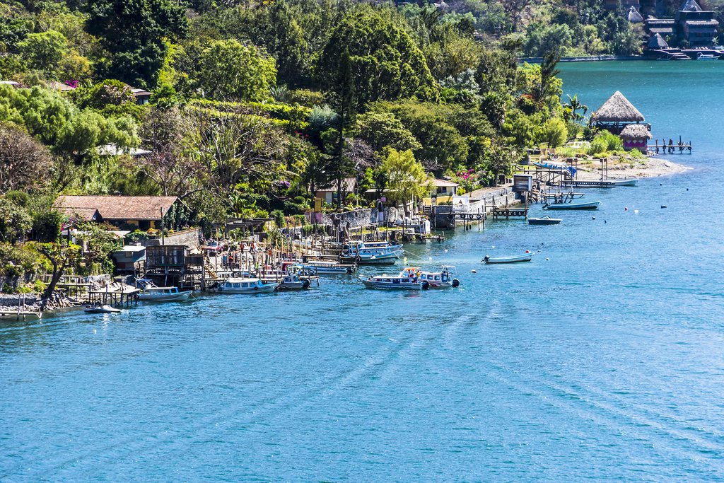 The lakeside town of Santa Cruz la Laguna.