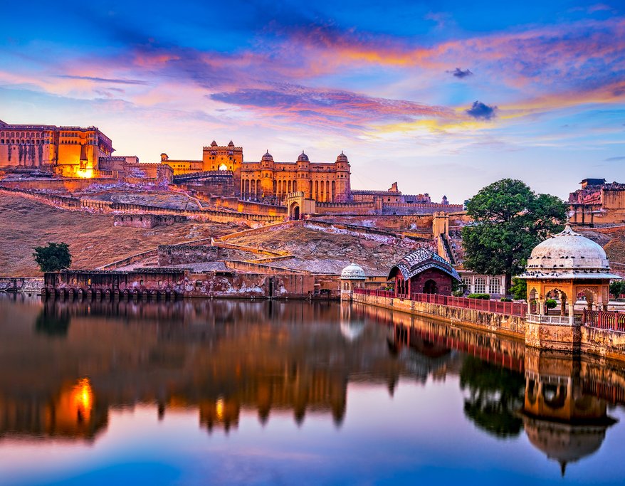 Amber Fort and Maota Lake at sunset