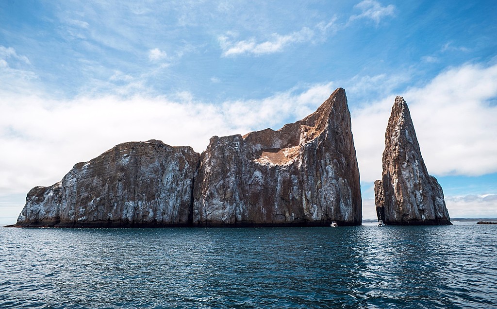 Kicker Rock, an excellent snorkeling spot