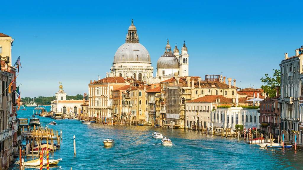 Grand Canal with Basilica Santa Maria della Salute