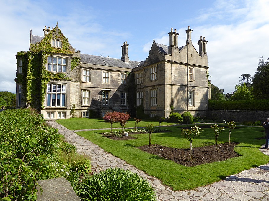 Muckross House