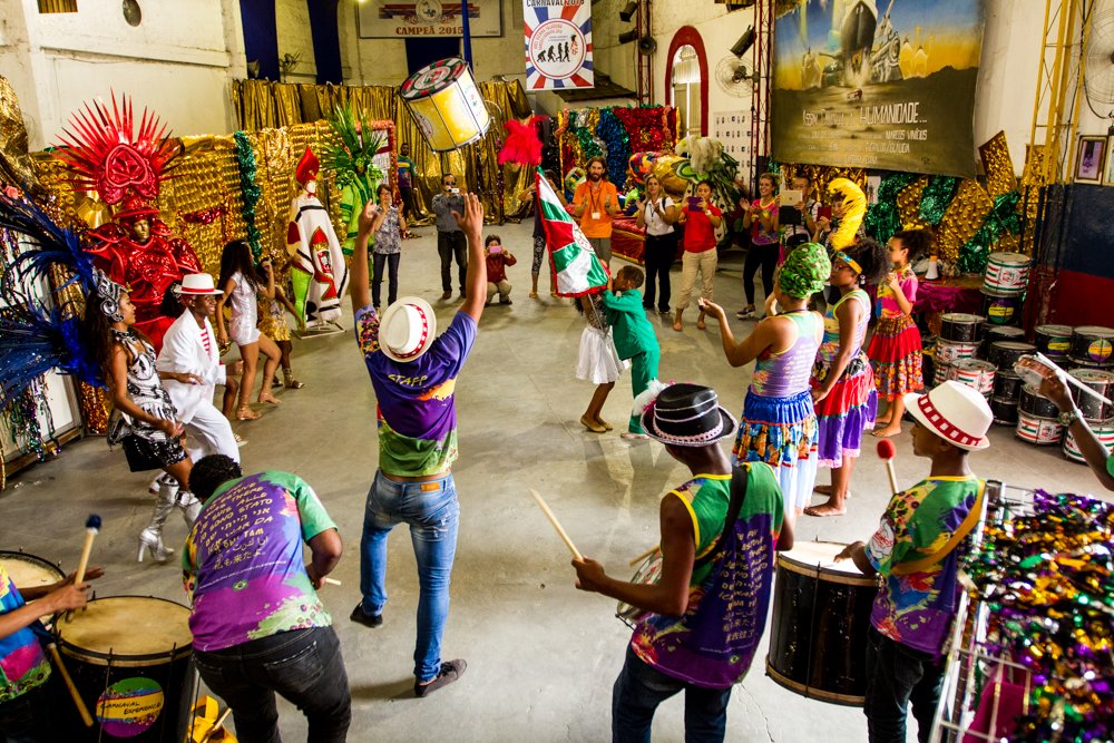 Immerse yourself in the art of Carnival!