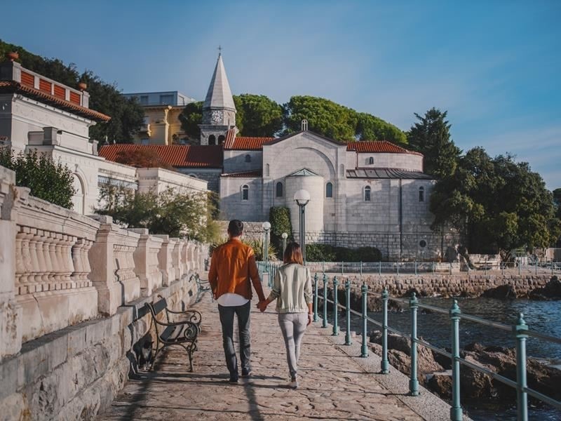 Stroll along the Lungomare in Opatija
