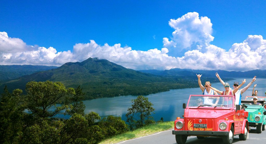 Convertible tour of Ubud