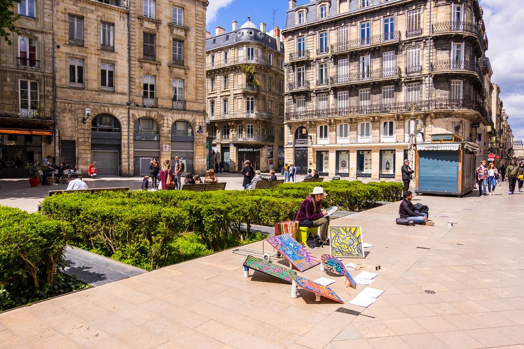Hit the streets of Bordeaux with a local guide