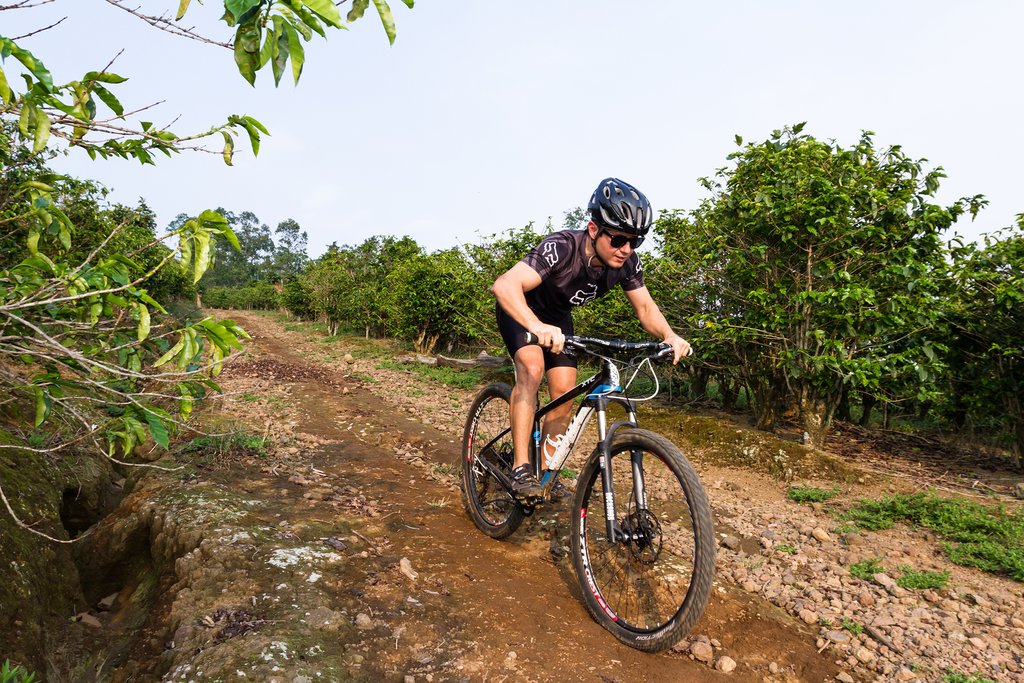 Explore Arenal by mountain bike