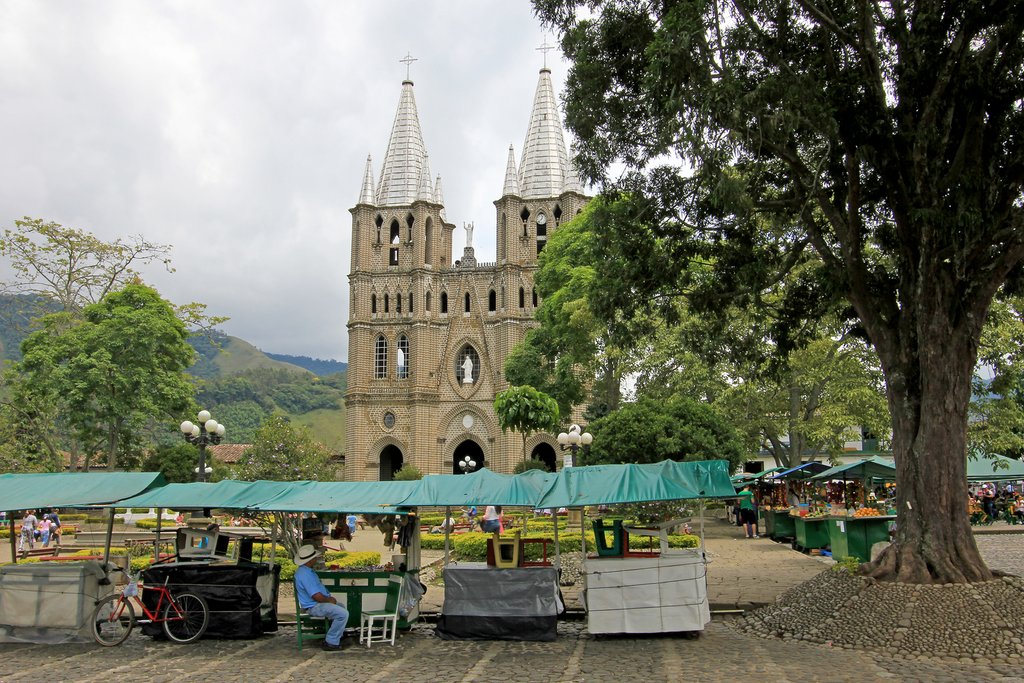 Main plaza and cathedral in Jardín