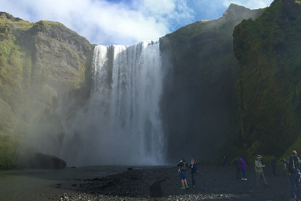 Skógáfoss waterfall