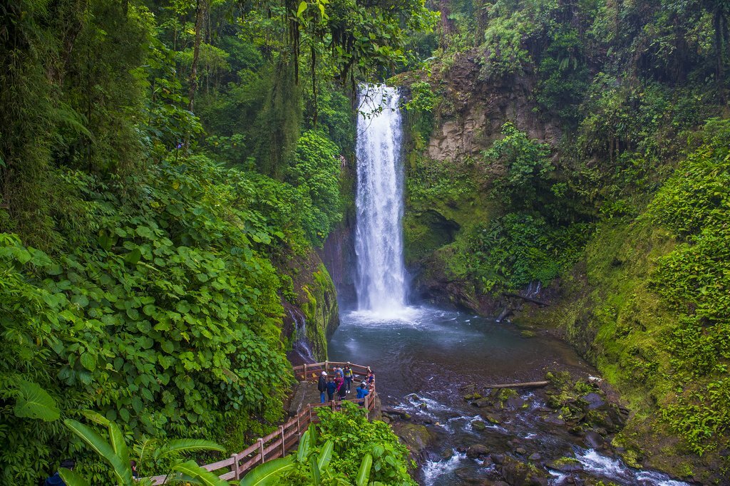 La Paz waterfall gardens