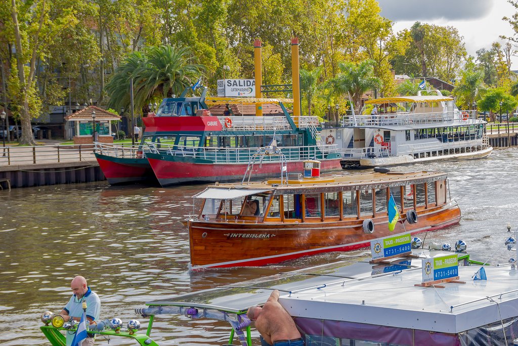 Tigre's iconic canals