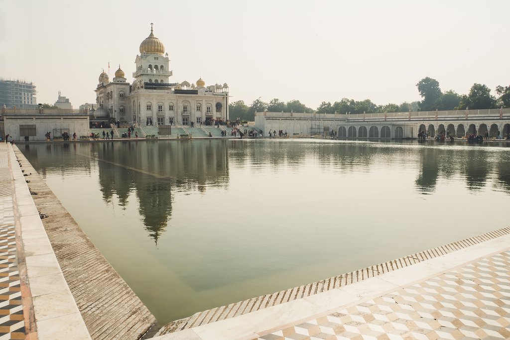 Save Download Preview Gurudwara Bangla Sahib Sik temple in Delhi