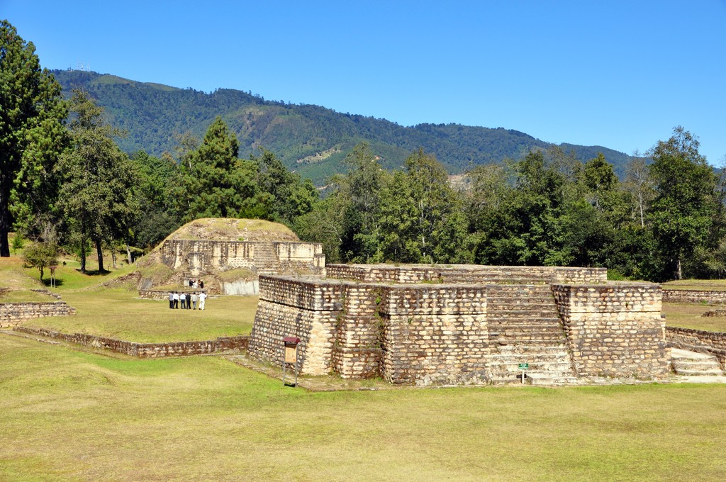 Transfer from Lake Atitlan to Antigua with Iximche Ruins Visit