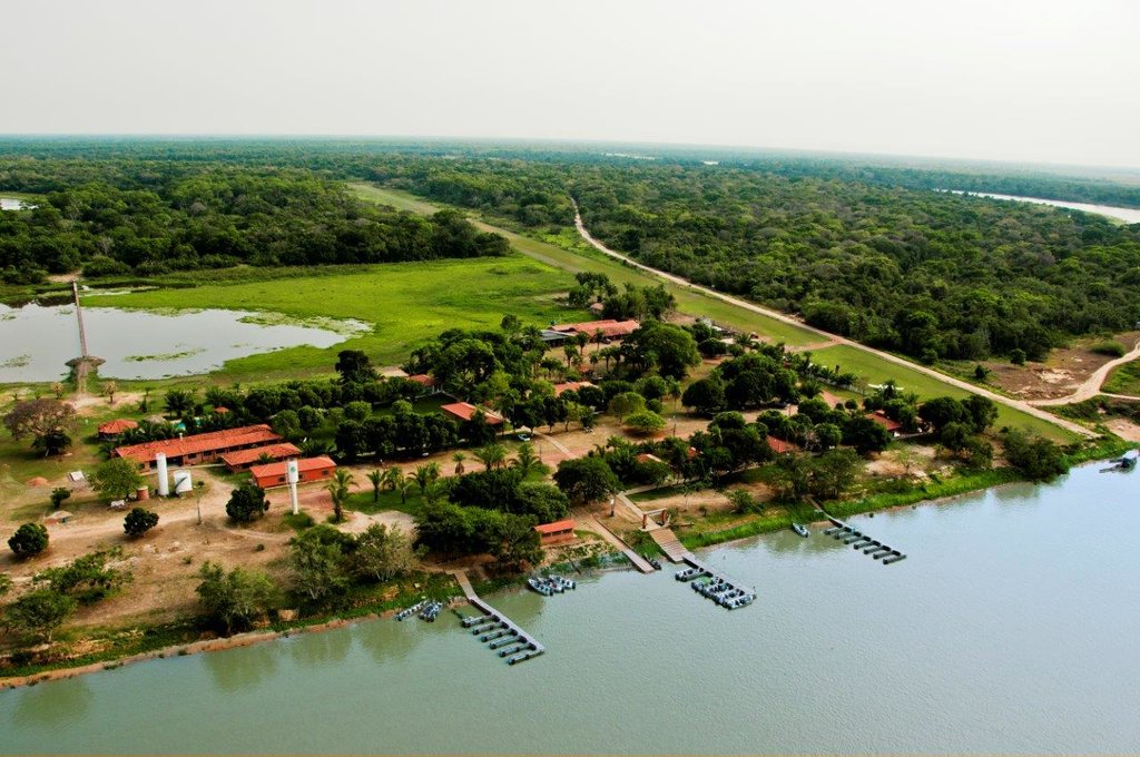 Docks along the Claro River
