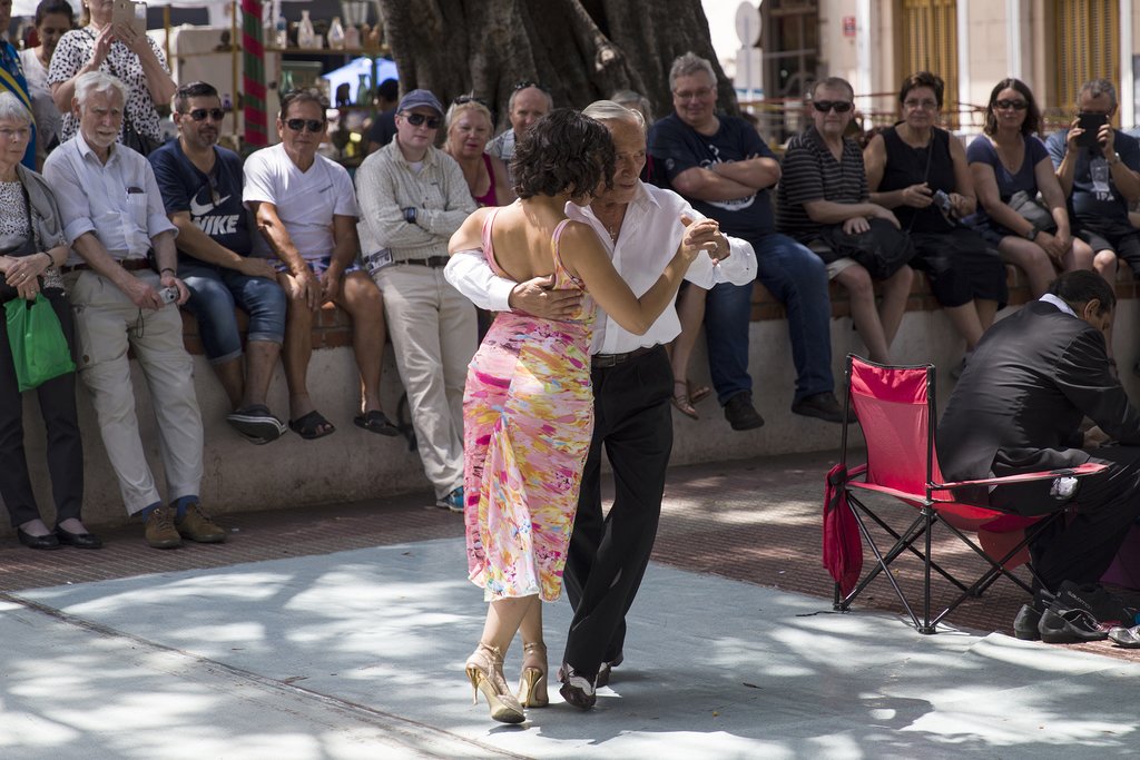 Tango dancers at a flea market in San Telmo