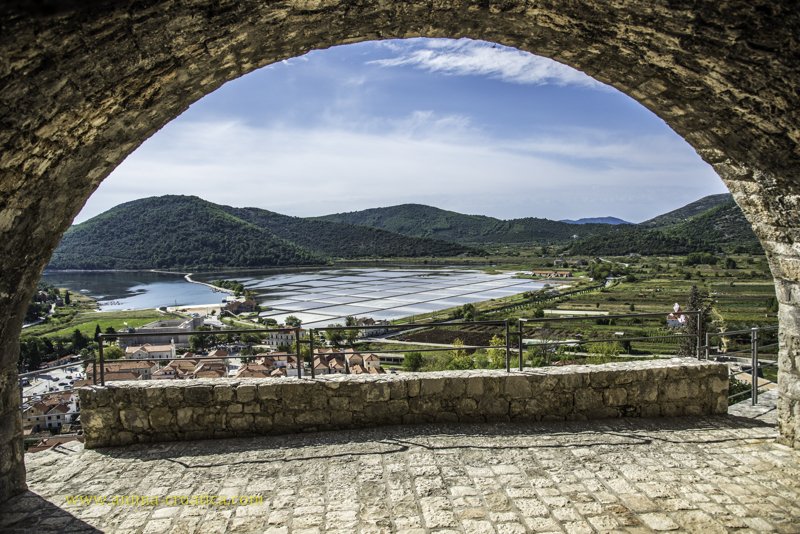 View of Ston and salt plants from Stoviš fortress
