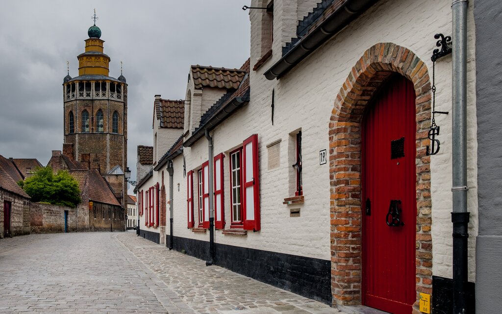 Explore Bruges on Foot