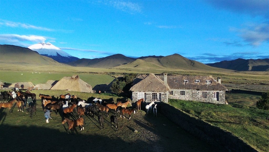 Hacienda El Tambo, an old mountain refuge built with Inca stones.