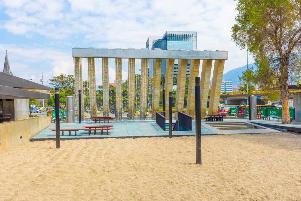 Medellín barefoot park