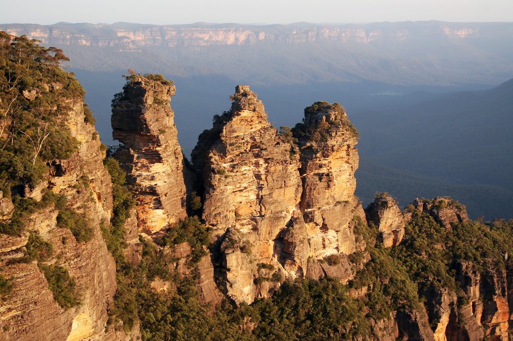 Explore the Blue Mountains on a day trip from Sydney
