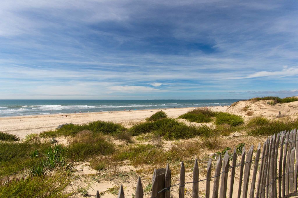 Sandy beaches of the Medoc