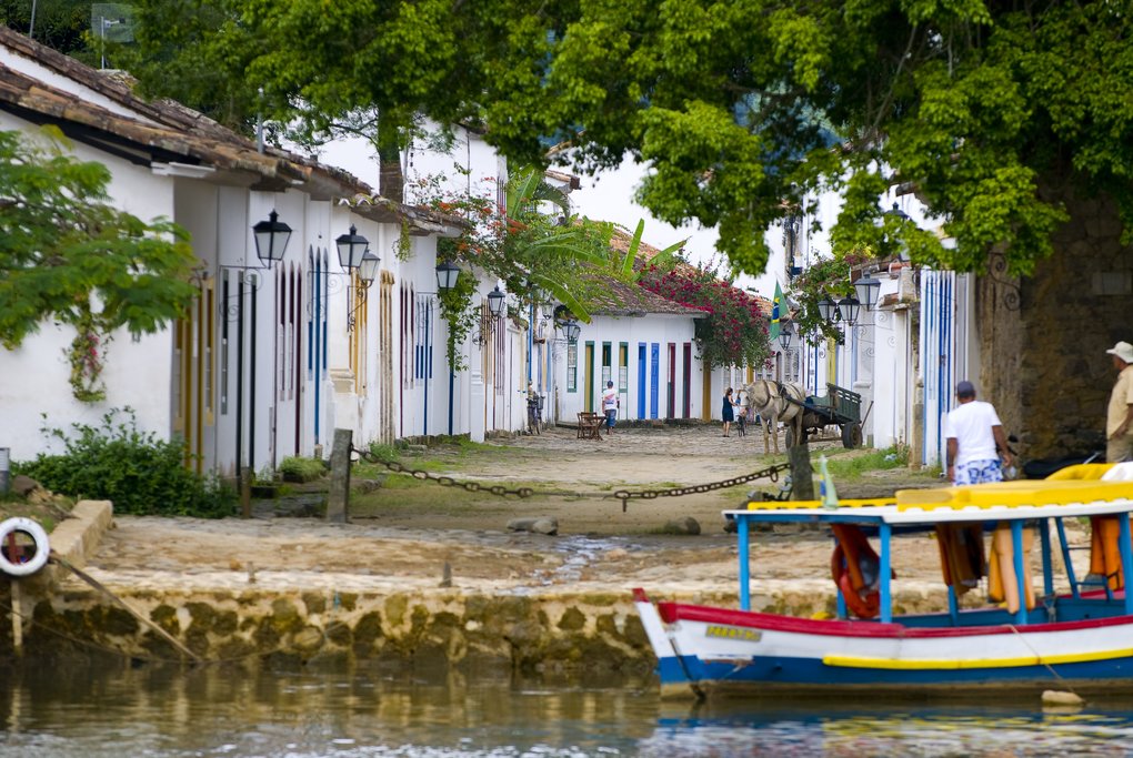 A quiet street in Paraty