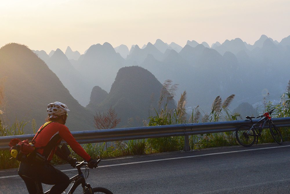 Sunset view, on the way to Xingping