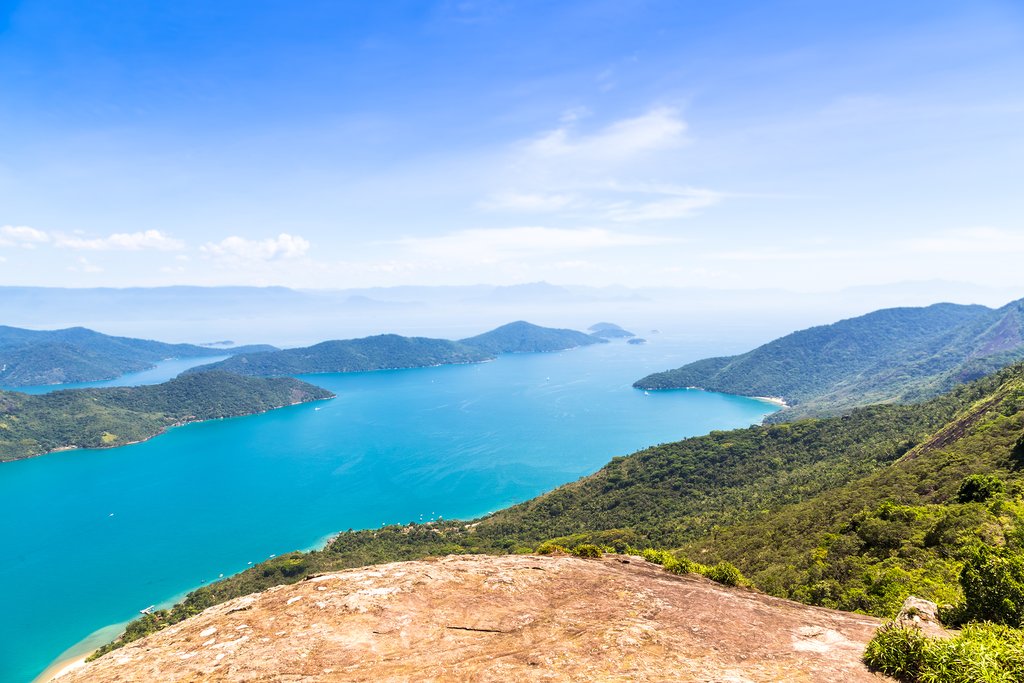 Overlooking Saco de Mamanguá