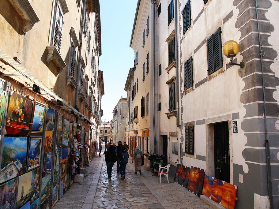 The streets of Rovinj are full of art galleries