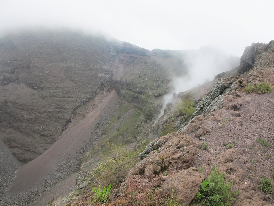 The walk up to the crater of Mount Vesuvius