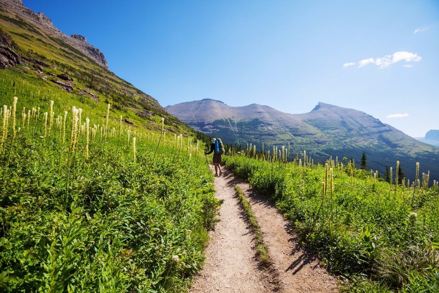 Hiking through Vamos