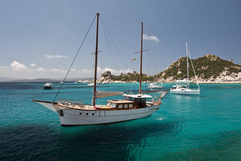 Sailing in La Maddalena archipelago