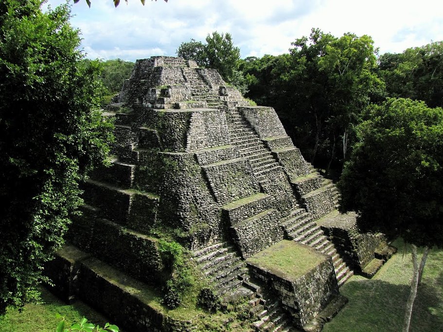 Yaxhá Ruins