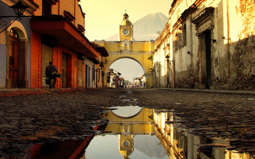 Santa Catalina Arch, La Antigua Guatemala.