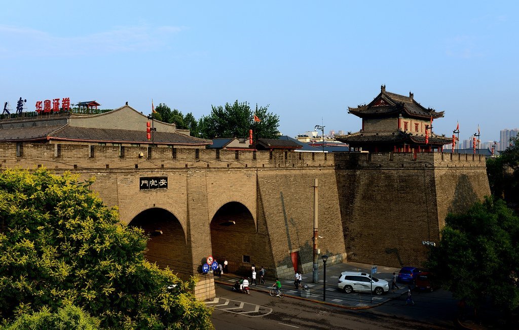 Walk or bike along the 8.7-mile (14 km) Xi'an city wall Old City Wall