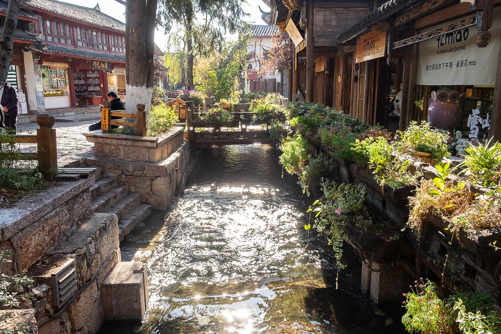 Square Street in Lijiang Old Town