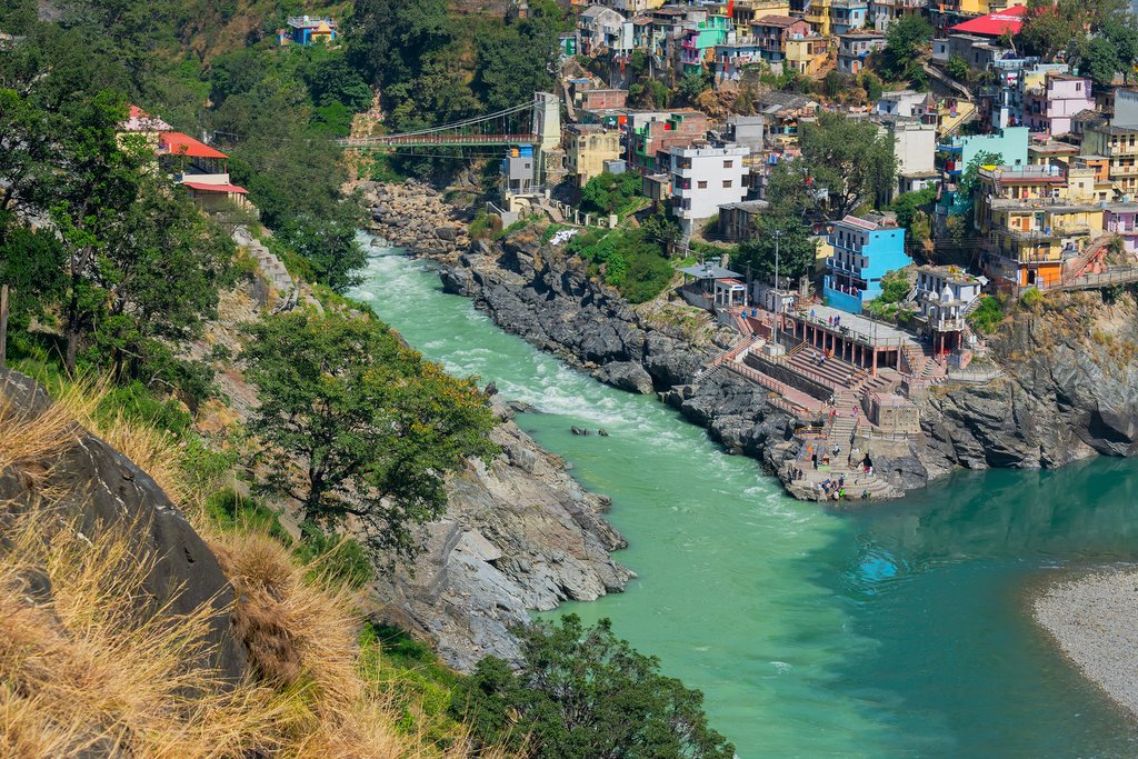 Pass through Devprayag
