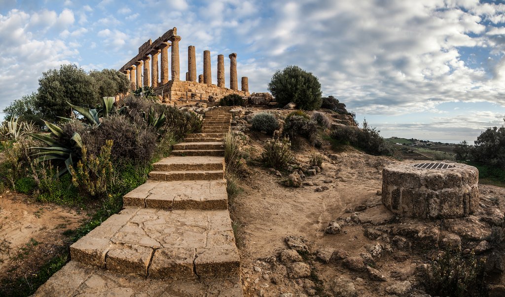 Temple of Juno, Valley of the Temples, Agrigento, Sicily, Italy
