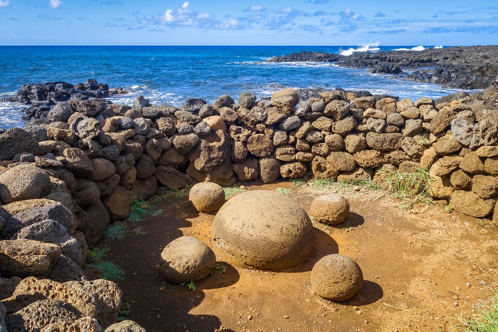 Ahu Te Pito Kura, Easter Island