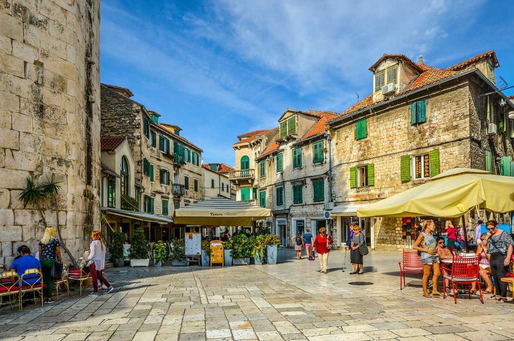 Cafés and shops near Diocletian's Palace in Old Town