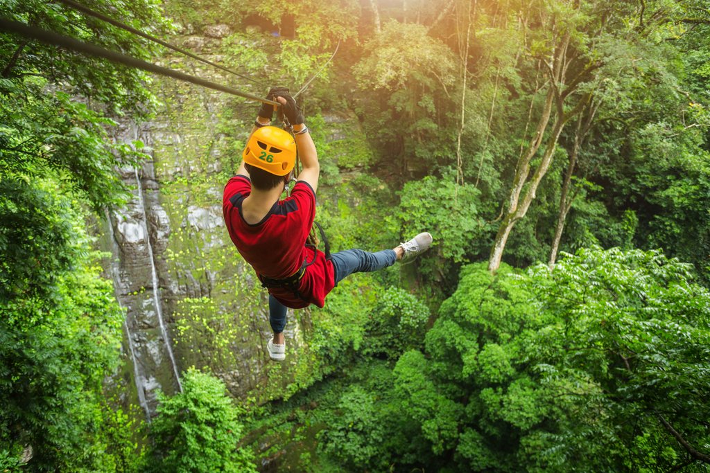 A zip line in the Mindo cloud forest