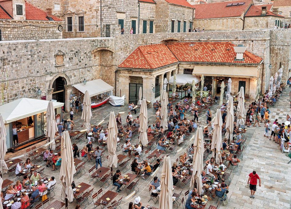 Outdoor Cafe in Dubrovnik