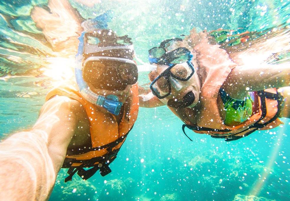 Try some snorkeling or scuba diving around Múcrua