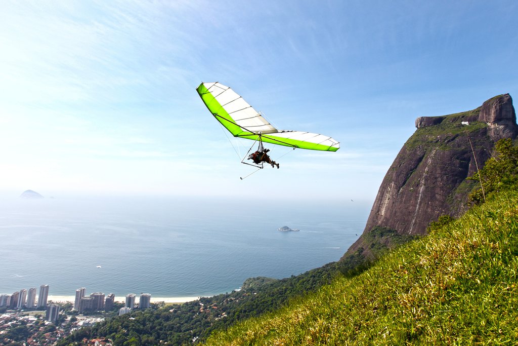 Hang glider and Pedra Bonita