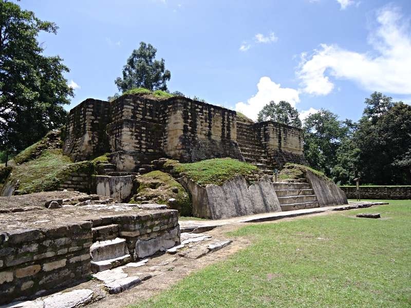 Iximché Ruins & Transfer to Antigua