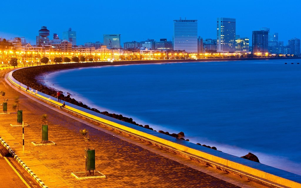 Marine Drive in Mumbai
