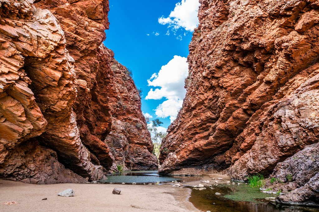 Australia - Alice Springs - Simpson Gap