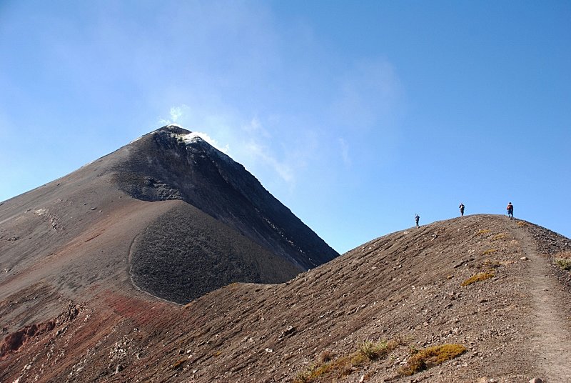 Hike from Acatenango to Fuego.