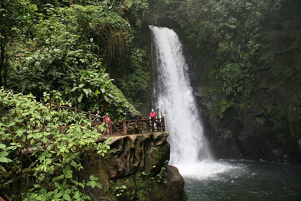 La Paz Waterfall