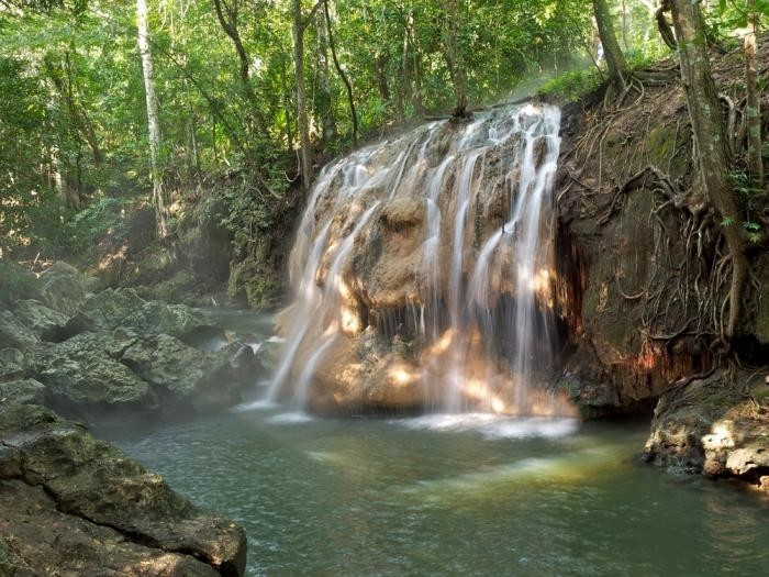 Finca Paraiso Hot Springs Waterfall