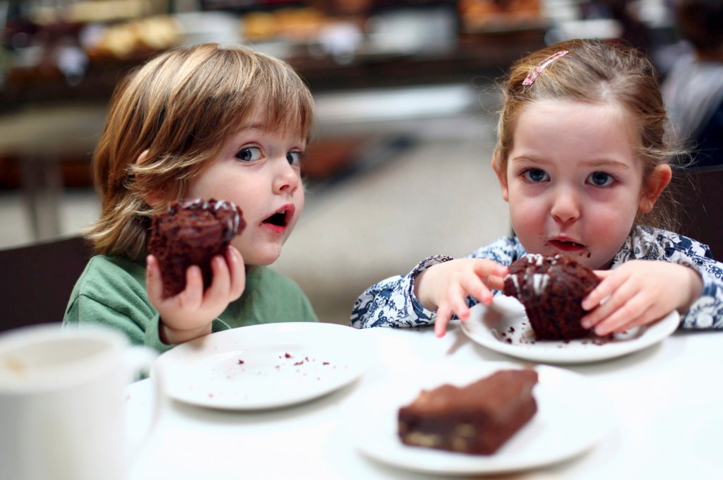 Kids enjoying the sweets food tour